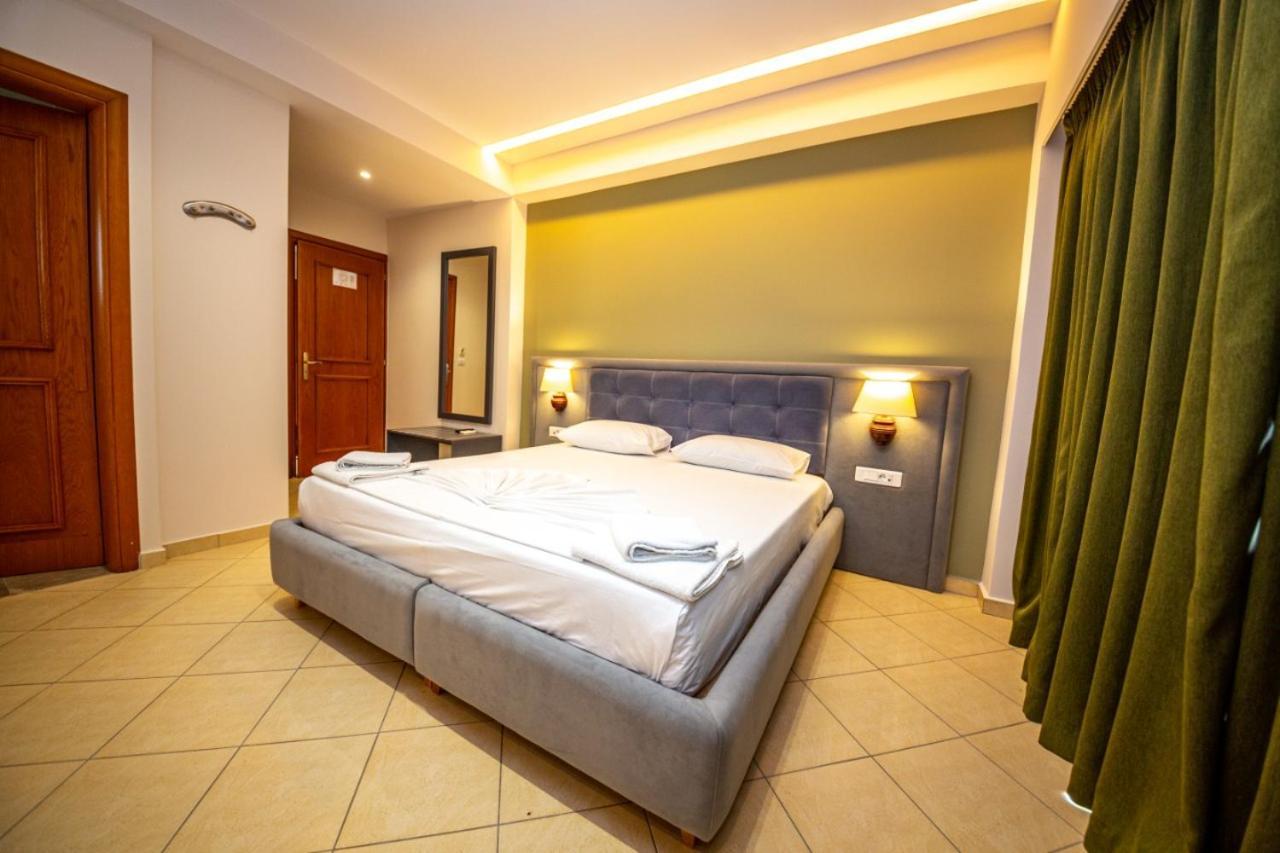 Hotel Vista Mare Ksamil Exterior photo